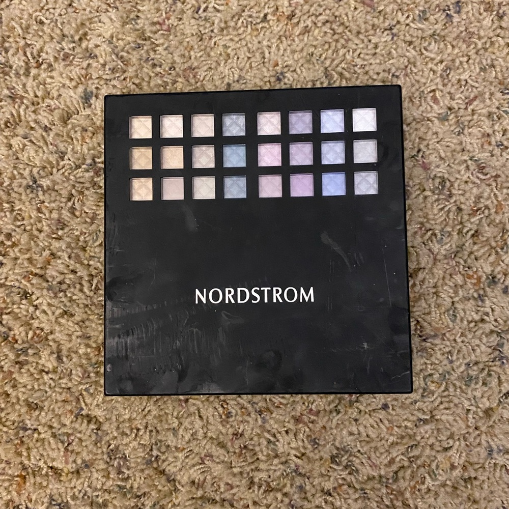 BRAND NEW UNUSED Nordstrom Make-up Palette